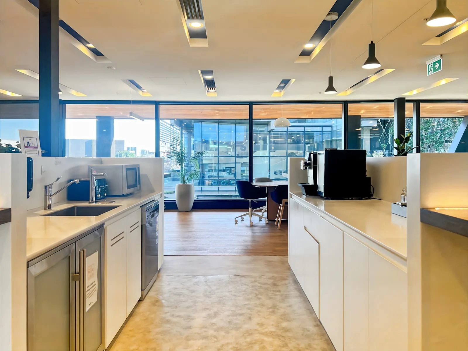 Regus AUCKLAND, Airport, Kitchen, Auckland
