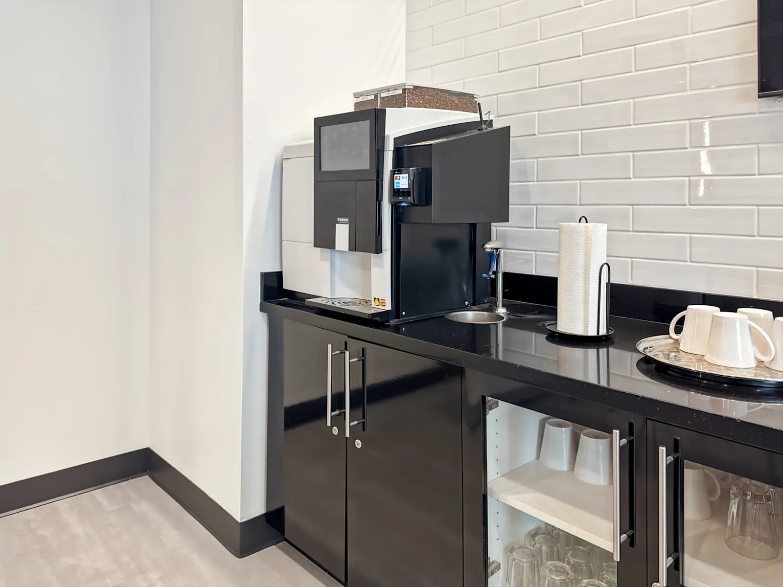 Regus AZ, Chandler - San Tan Corporate Center II, Kitchen, Chandler, AZ