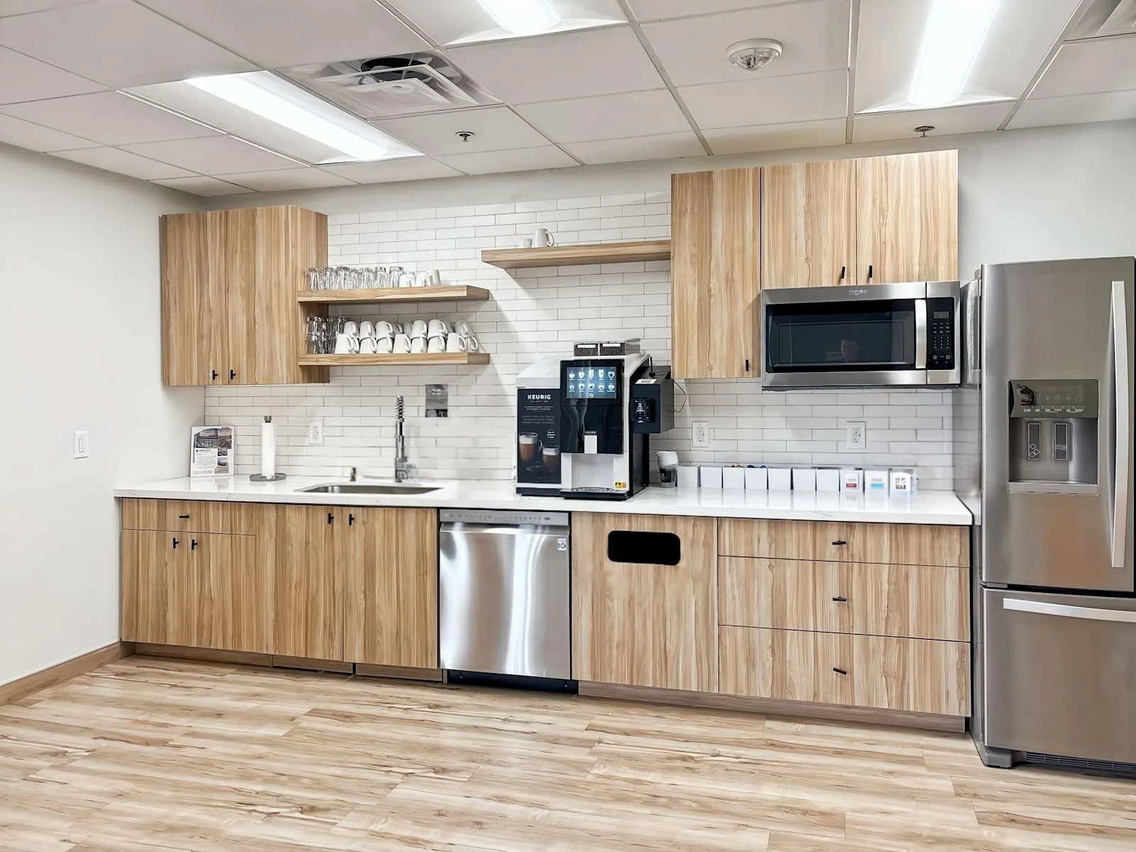 Regus AZ, Phoenix - 3rd St, Kitchen, Phoenix, AZ