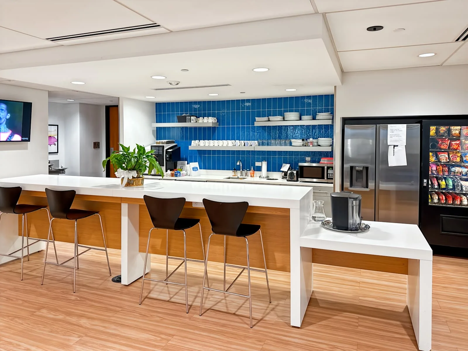 Regus AZ, Phoenix - Paradise Valley, Kitchen, Scottsdale, AZ