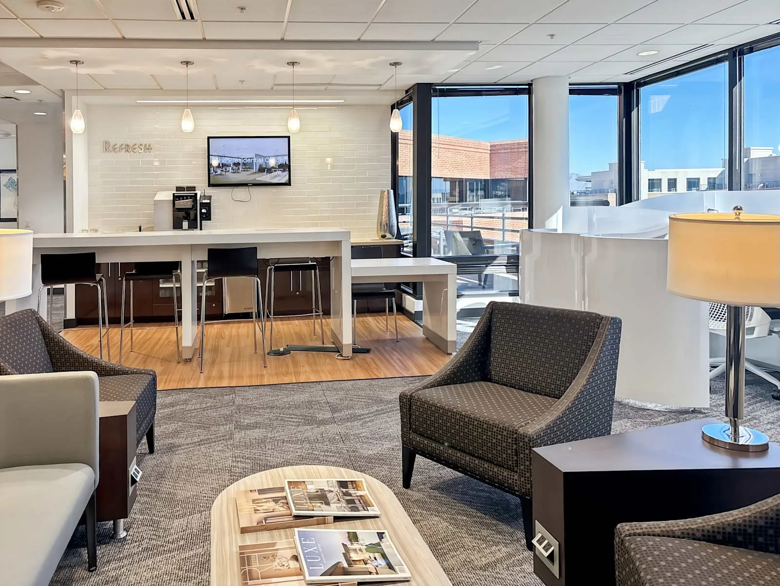 Regus AZ, Scottsdale - Scottsdale Financial Center III, Lounge, Scottsdale, AZ