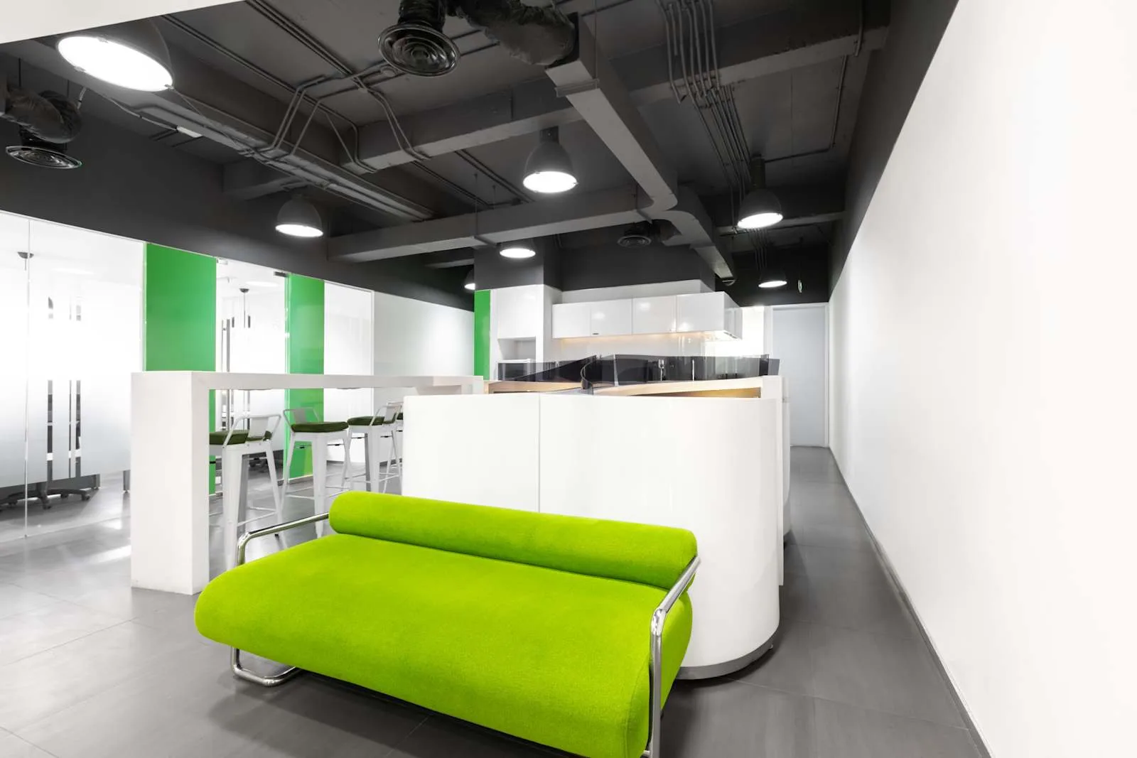 Regus BALI, Benoa Square, Lounge, Bali