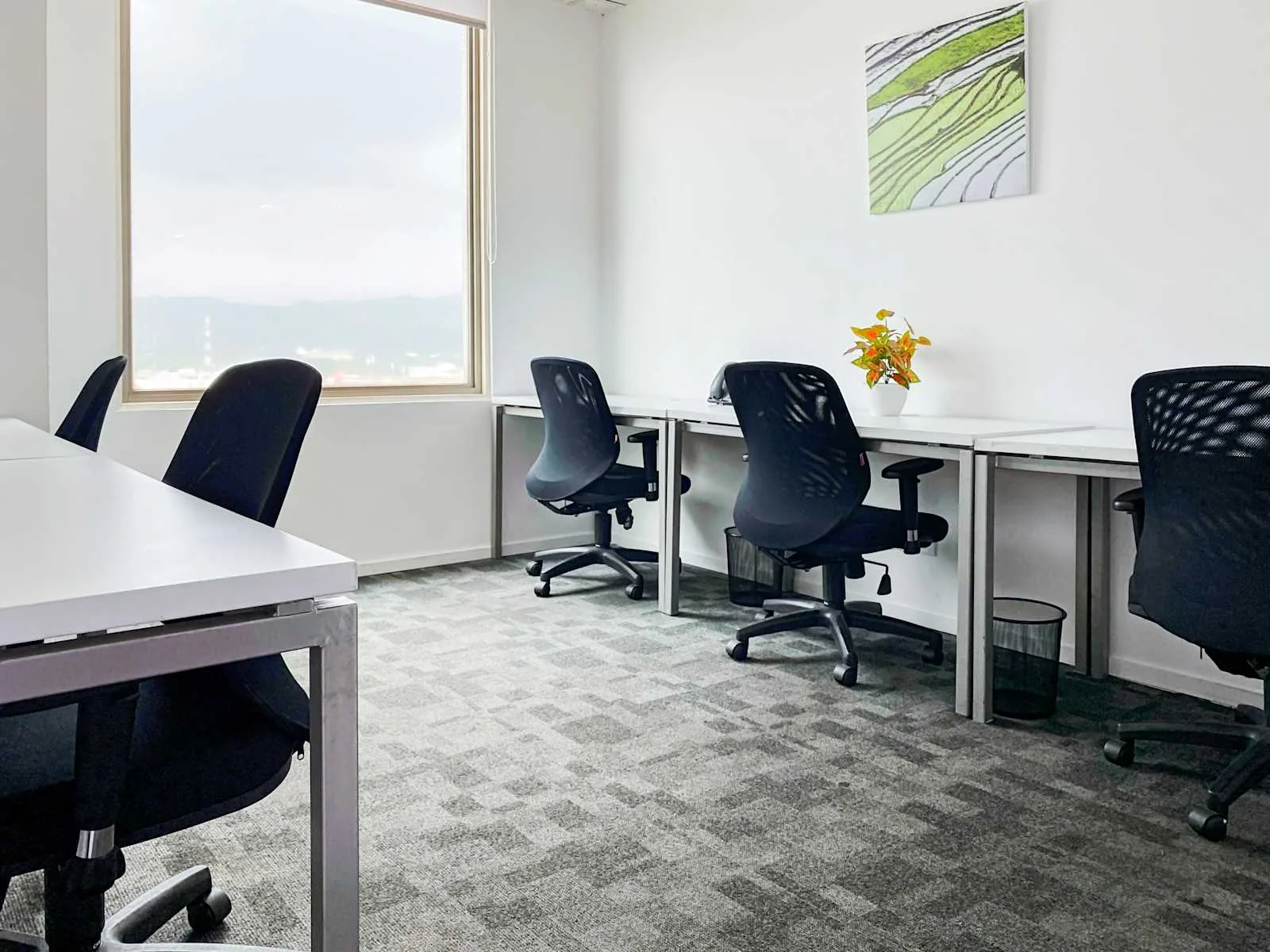 Regus Bandung, Menara Asia Afrika, Private office, 5 desks, Bandung