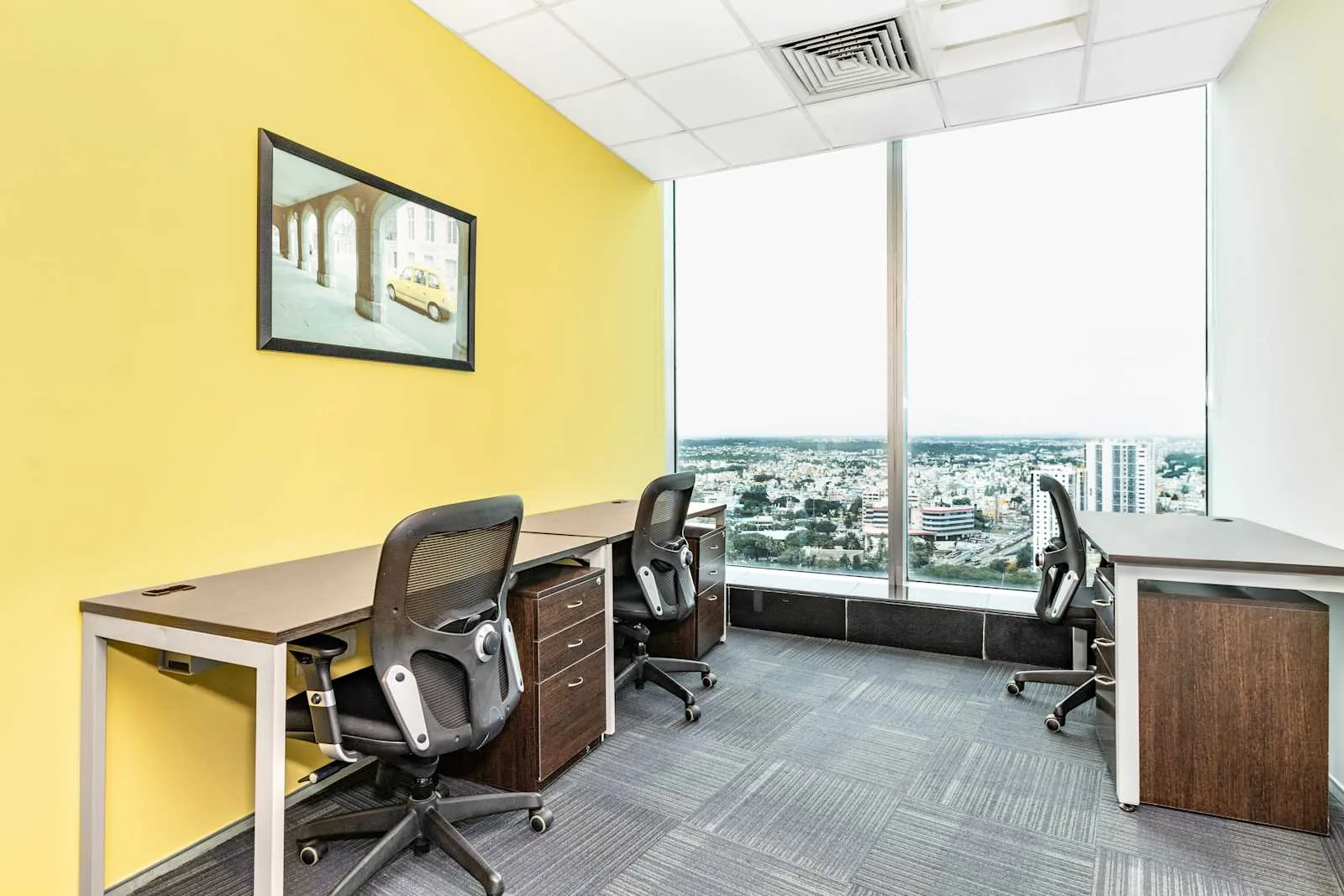 Regus BANGALORE, World Trade Centre, 3 वर्कस्टेशन वाला निजी कार्यालय, बेंगलुरु