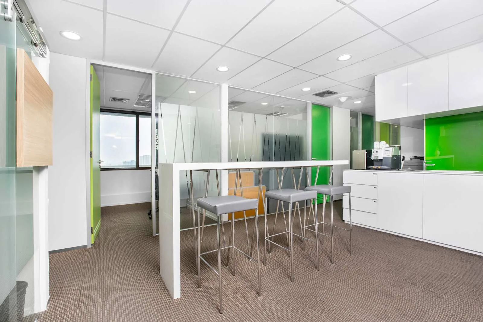 Regus BANGKOK, Bangna Tower, Kitchen, Samut Prakan