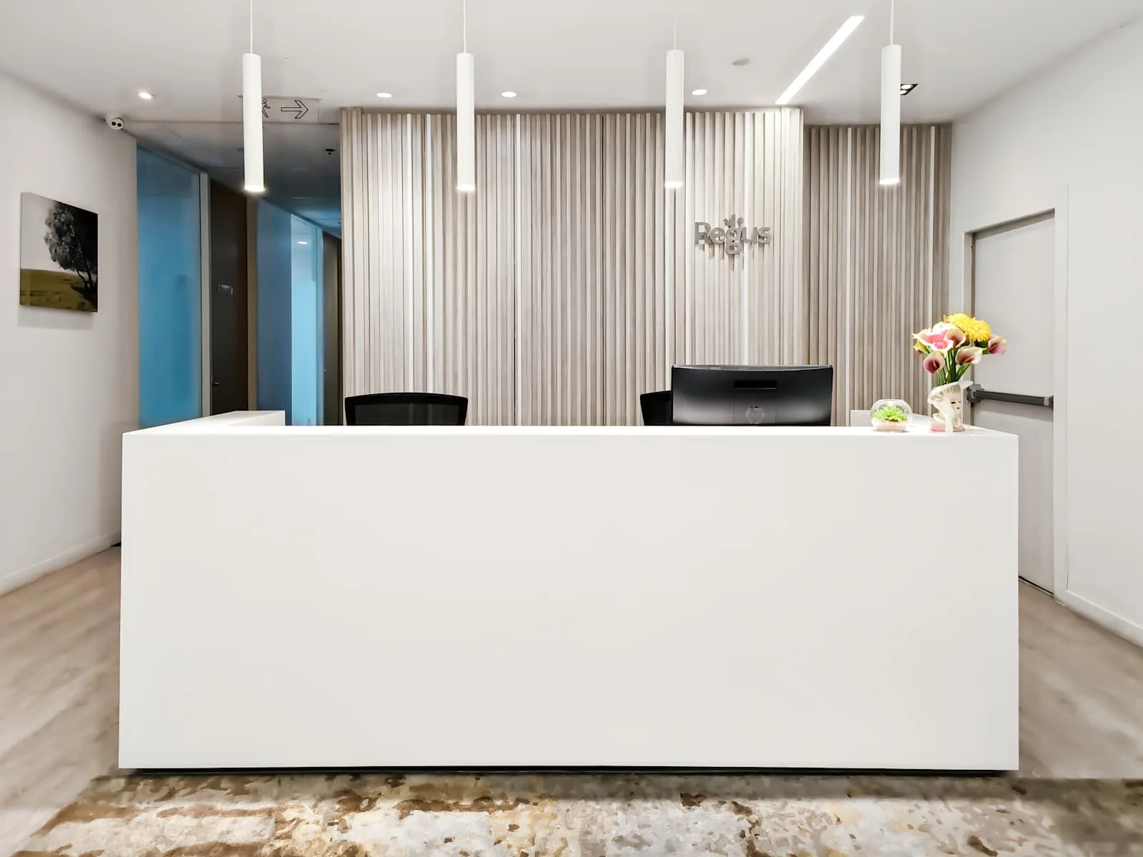 Regus BANGKOK, M Thai Tower - All Seasons Place, แผนกต้อนรับ, กรุงเทพมหานคร