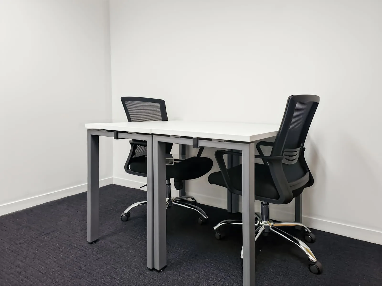 Regus BANGKOK, M Thai Tower - All Seasons Place, ออฟฟิศส่วนตัว 2 ที่นั่ง, กรุงเทพมหานคร