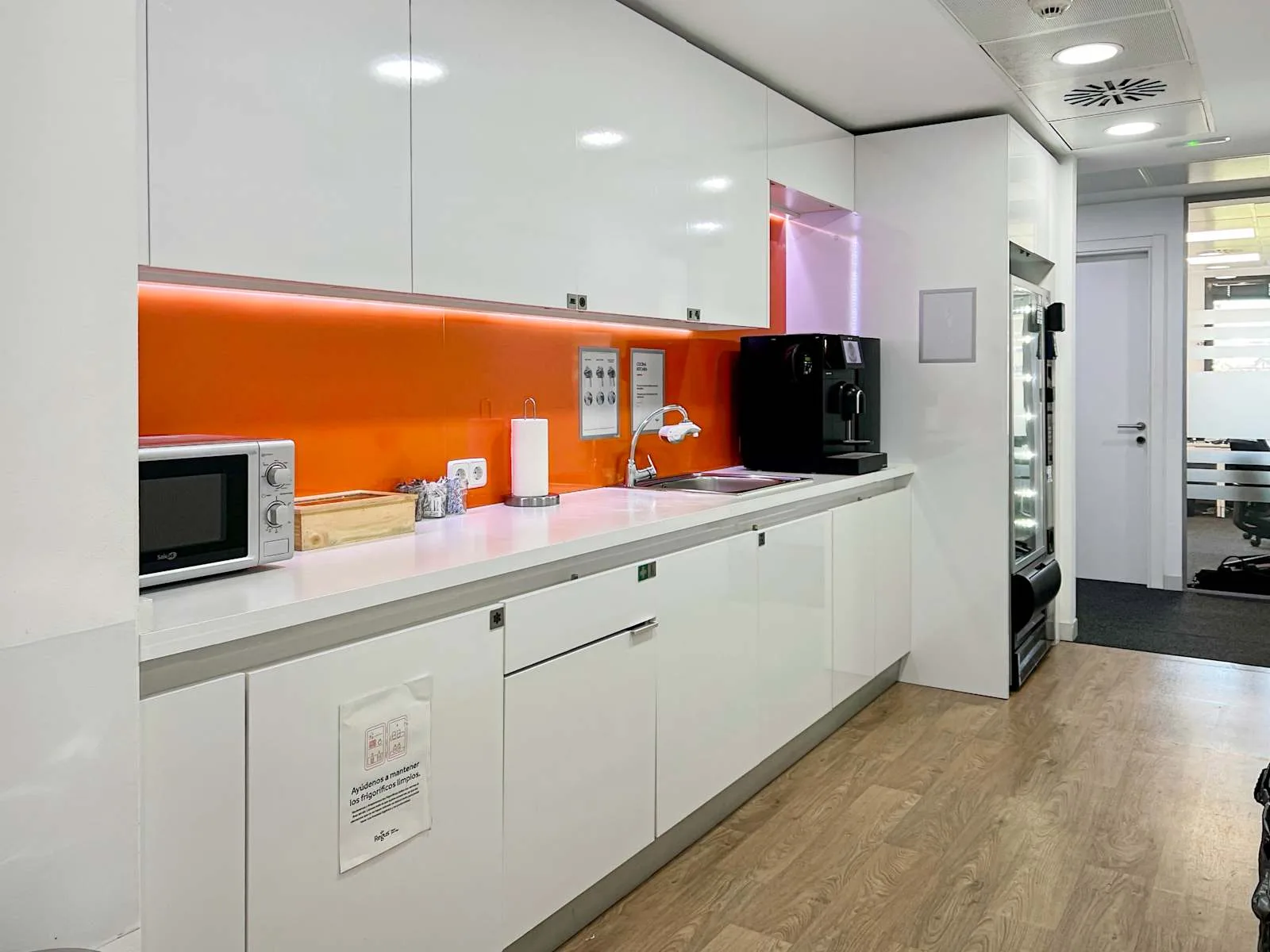 Regus BARCELONA, Plaza Catalunya, Cuisine, Barcelone
