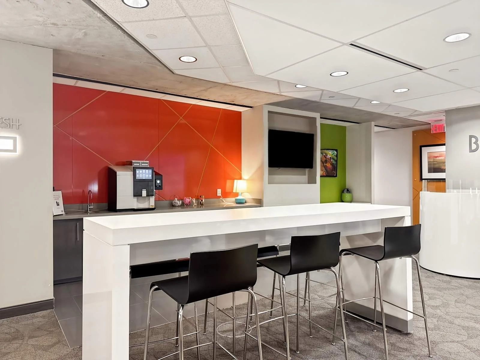 Regus BC, Vancouver - West Georgia, Cuisine, Vancouver, BC