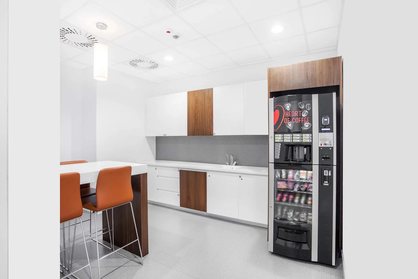 Regus BELGRADE, GTC FORTYONE, Kitchen, Beograd
