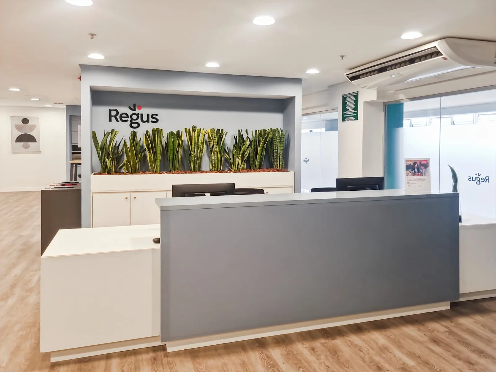 Regus Belo Horizonte, Multicenter, Reception, Belo Horizonte