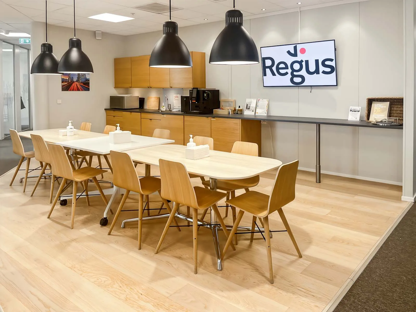 Regus Bergen, Flesland Airport, Cafeteria, Kokstad