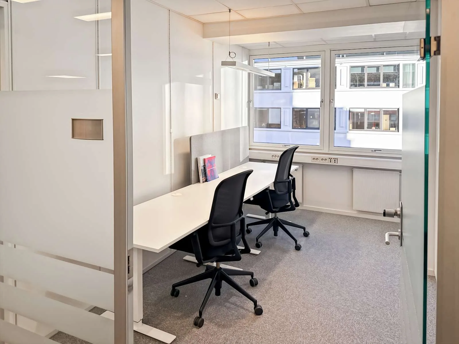 Regus Bergen, Nygaarden, Privat kontor med 2 arbeidsplasser, Bergen