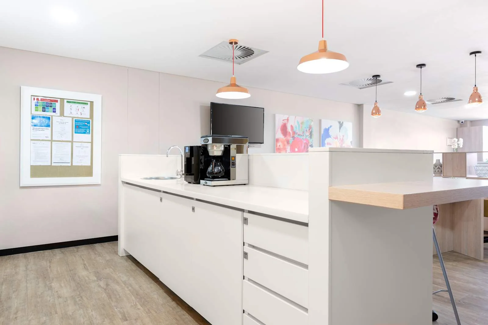 Regus BLOEMFONTEIN, Uni Park, Kitchen, Bloemfontein