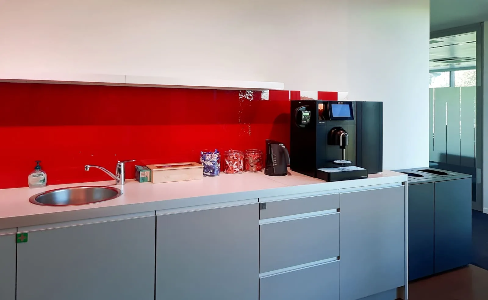 Regus BRAINE-L'ALLEUD, Parc de L'Alliance, Kitchen, Braine L'Alleud