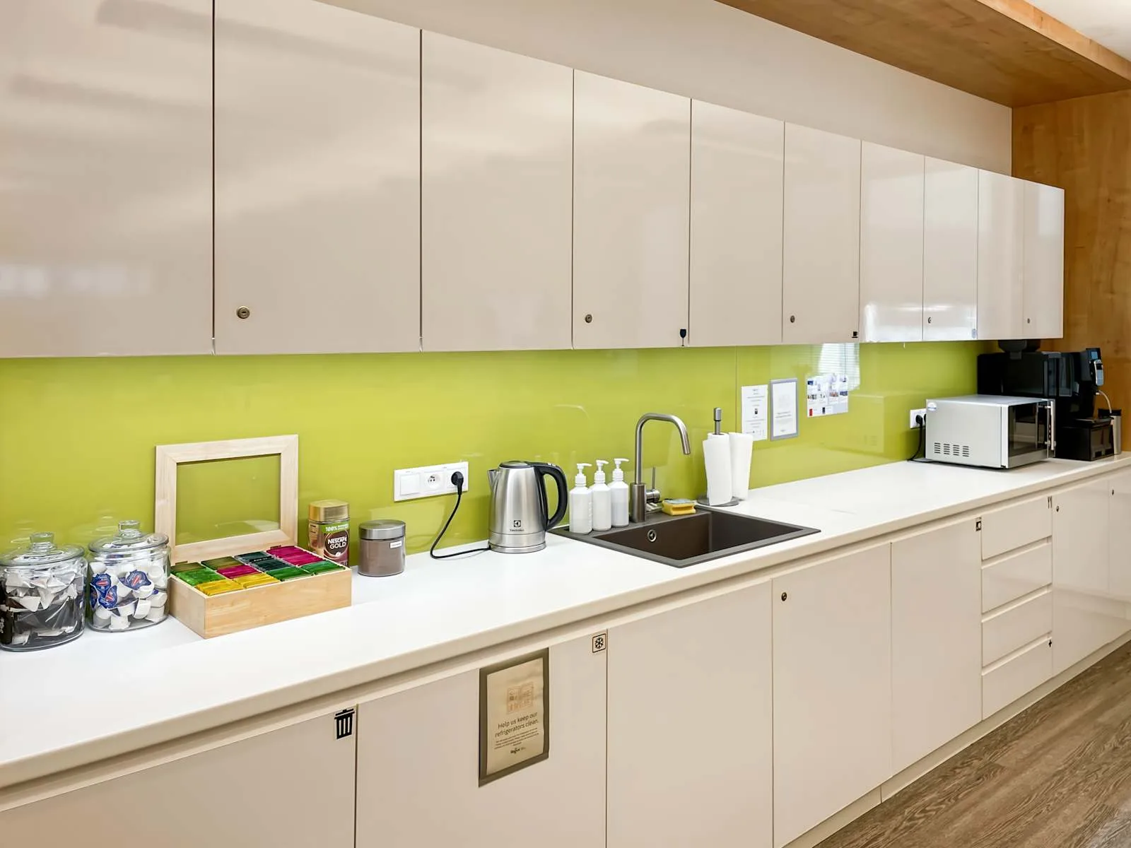 Regus BRATISLAVA, Europeum City Center, Kitchen, Bratislava