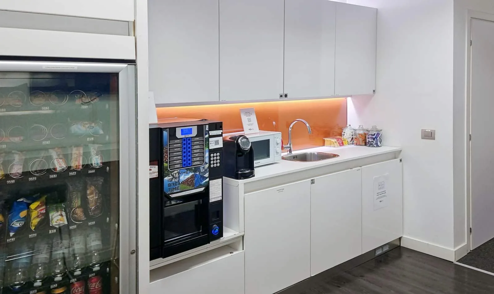 Regus BRESCIA, Skyline, Kitchen, Brescia