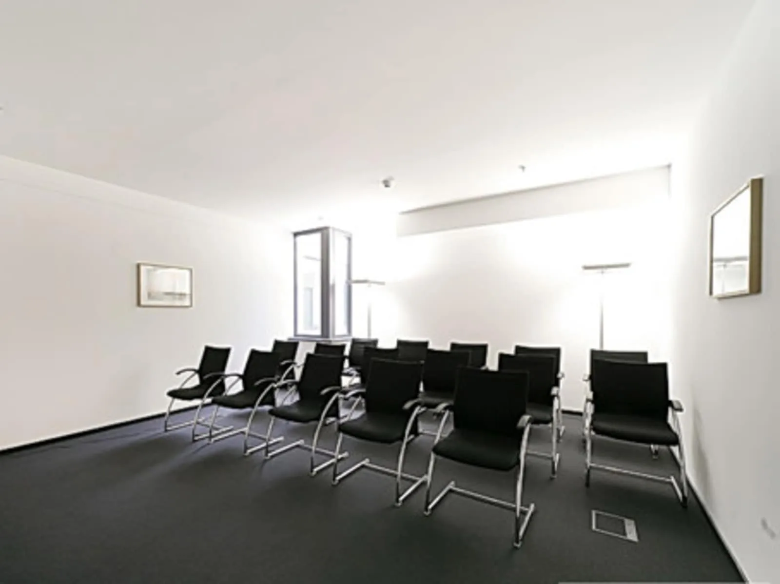 Regus BUDAPEST, First Site, Training room for 12 people, Budapest