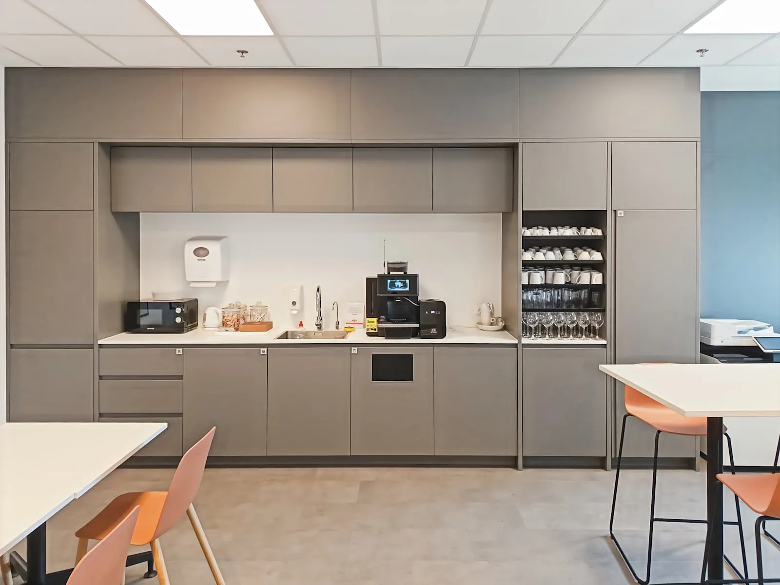Regus Budapest, Koki Offices, Kitchen, Budapest