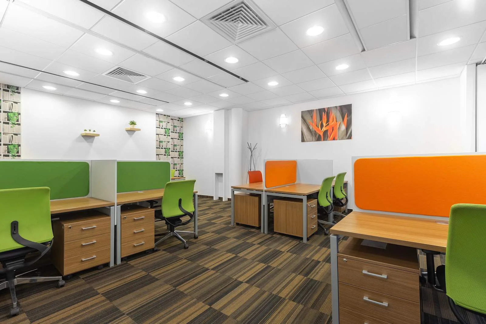 Regus BUDAPEST, West End, Nyitott iroda, Budapest