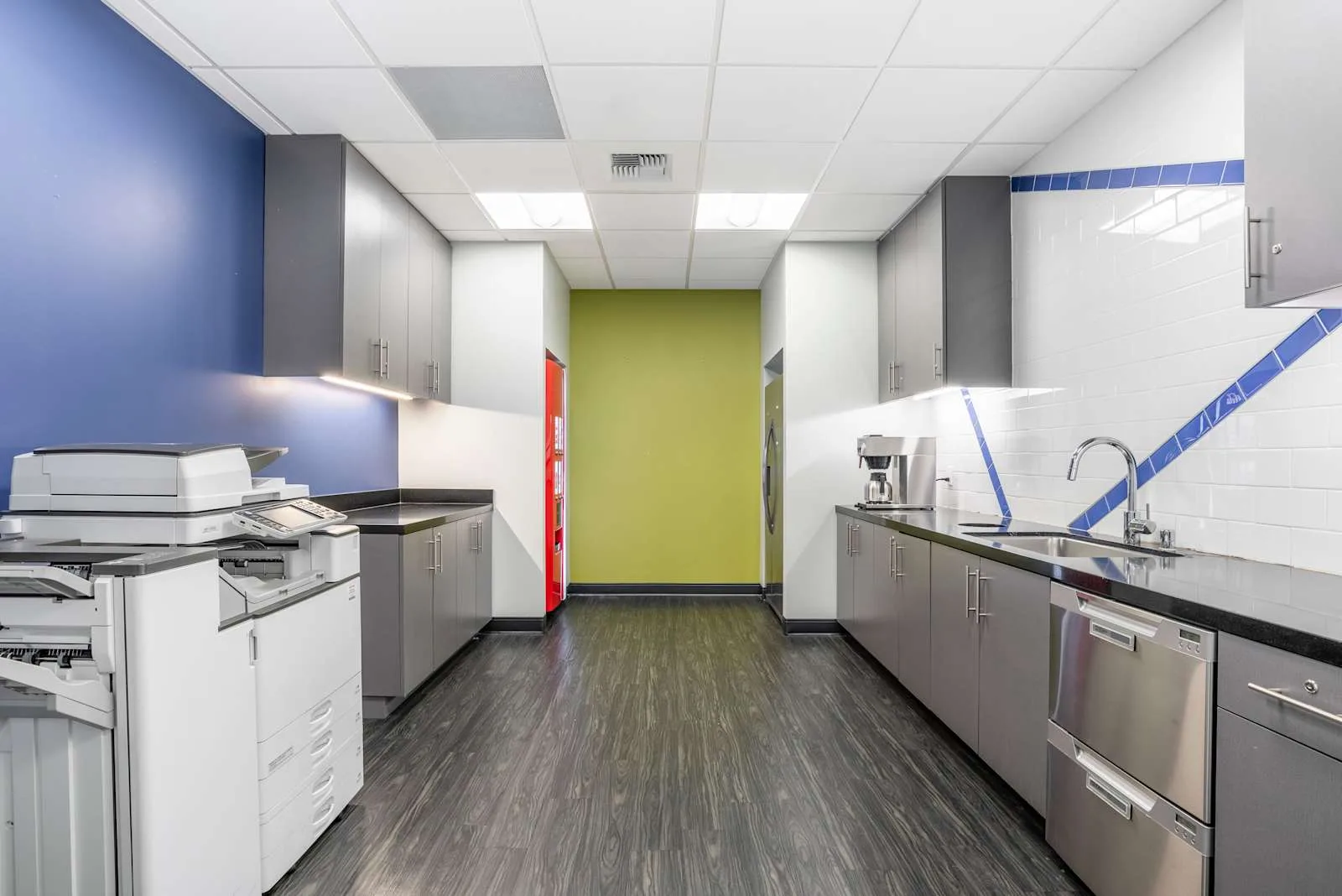 Regus CA, Encino - Encino Corporate Center, Kitchen, Encino, CA