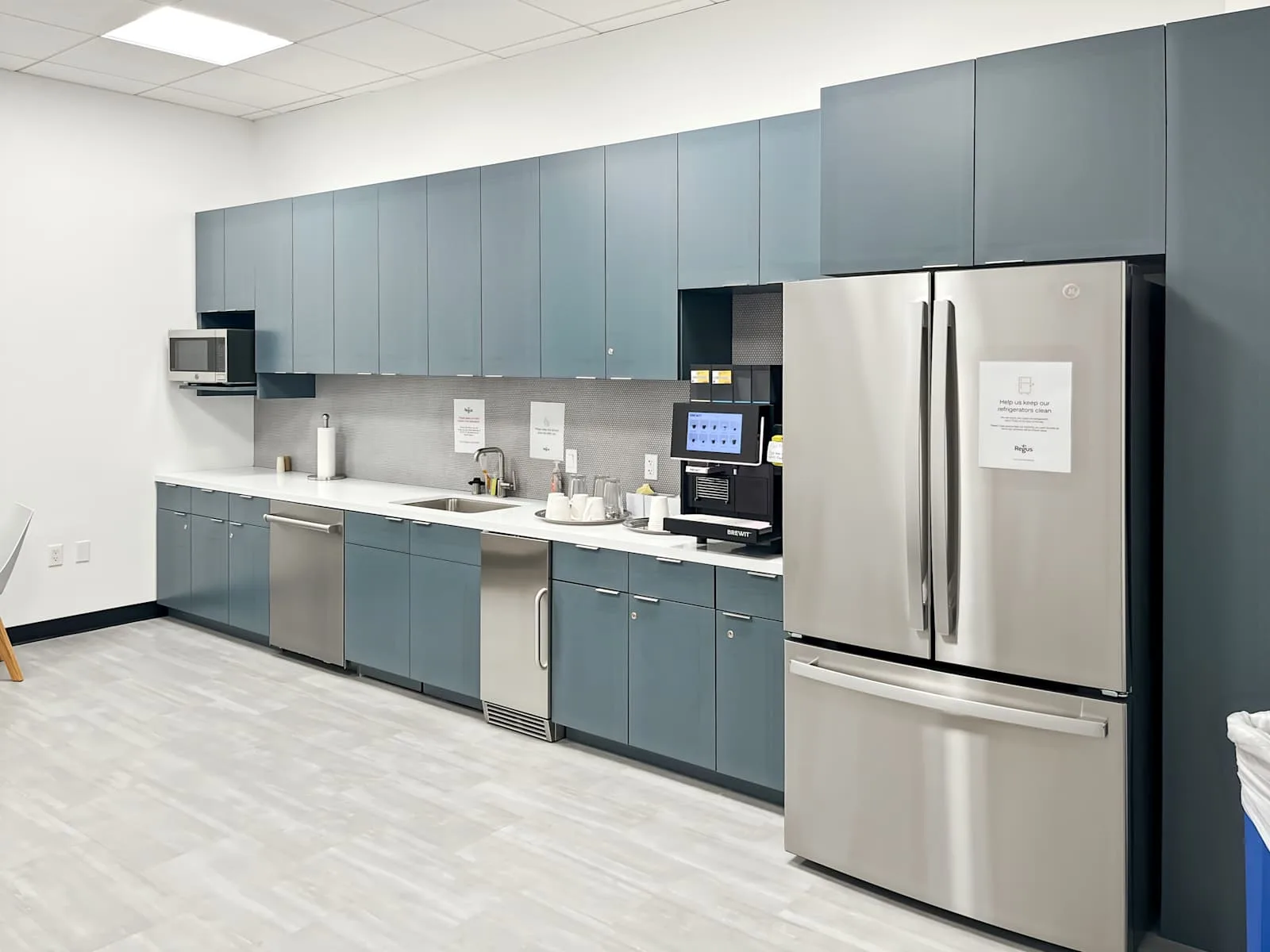 Regus CA, Irvine - Main St, Kitchen, Irvine, CA