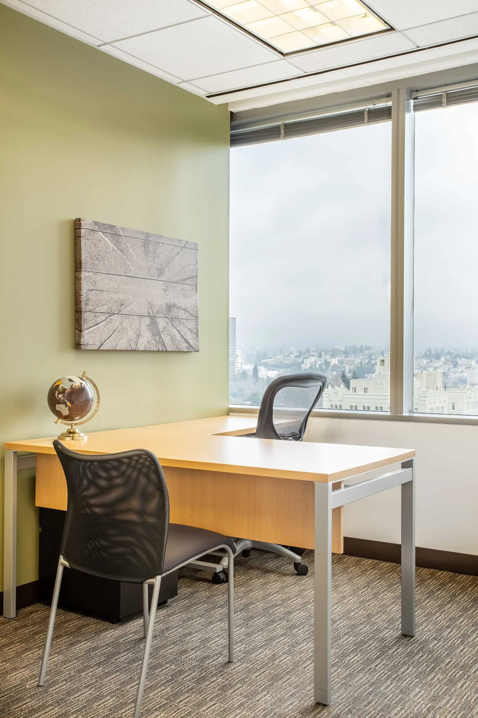 Regus CA, Oakland - Lake Merritt, Private office, 1 desk, Oakland, CA