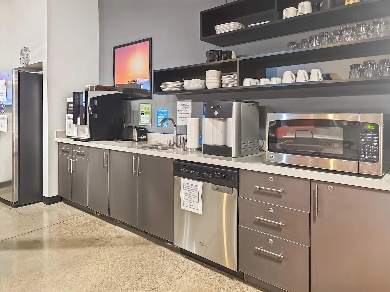 Regus CA, Pleasanton - Bernal Corporate Park, Kitchen, Pleasanton, CA