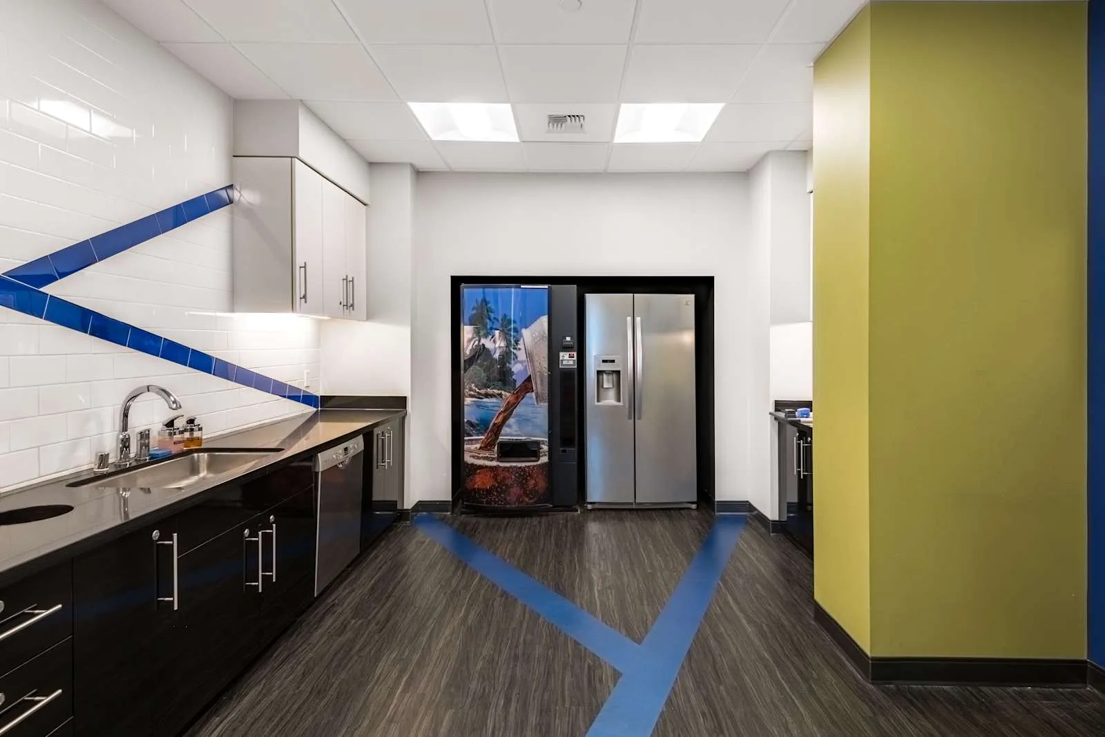 Regus CA, San Diego - Cush Plaza, Kitchen, La Jolla, CA