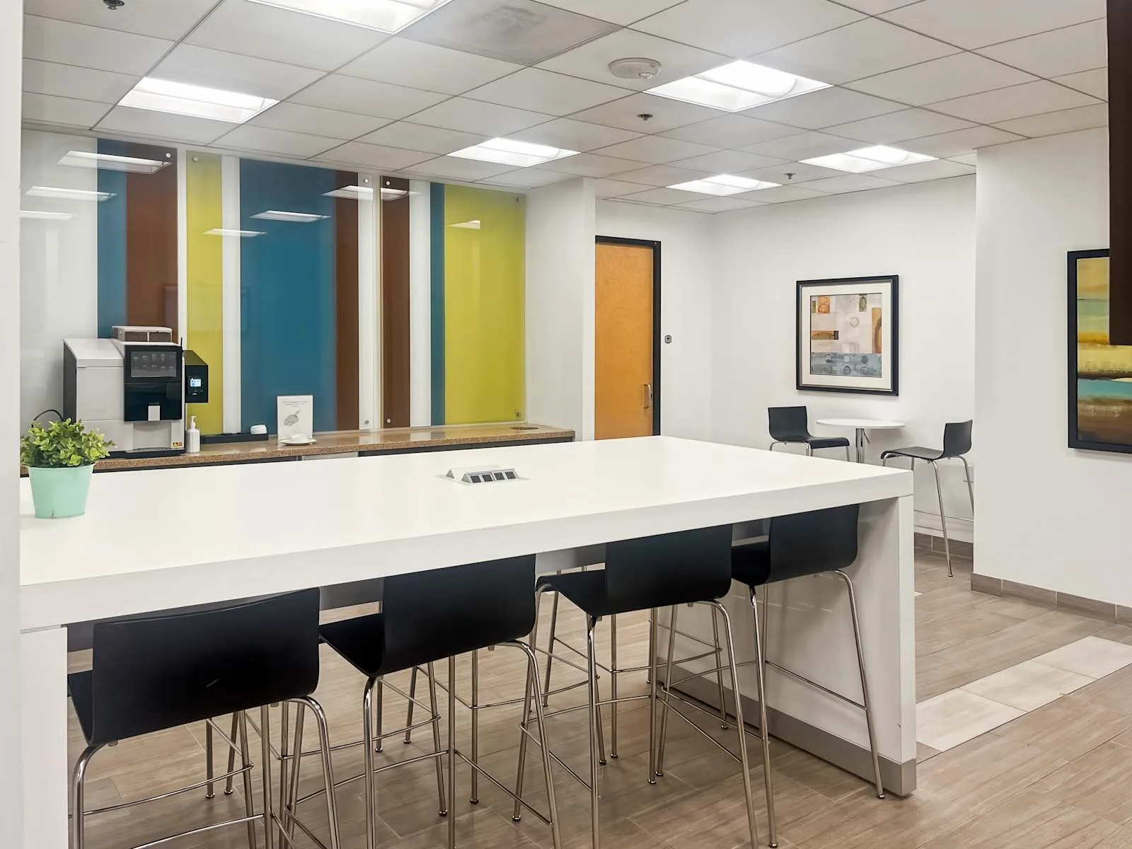 Regus CA, San Diego - Emerald Plaza, Kitchen, San Diego, CA