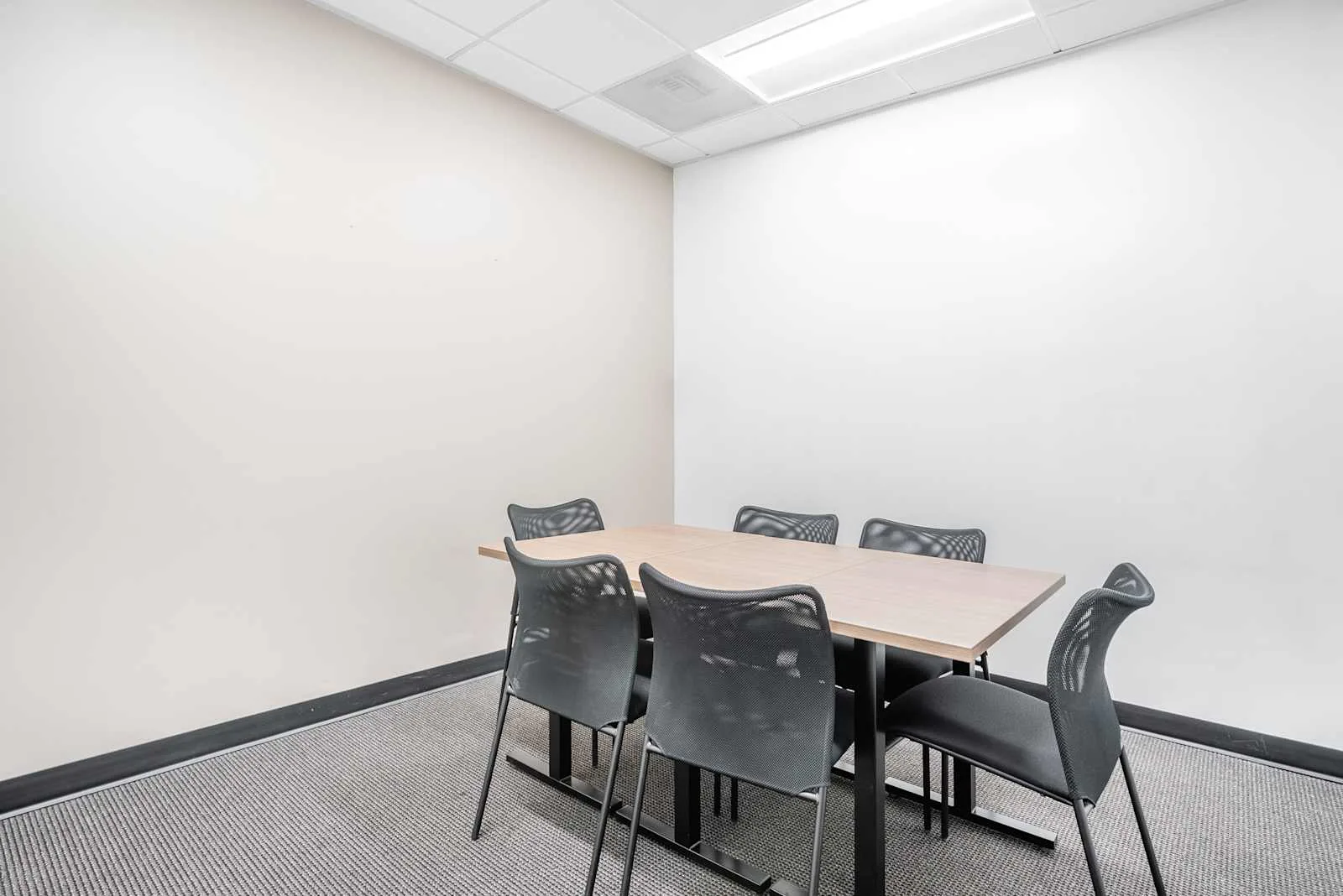 Regus CA, San Jose - South San Jose, Meeting room for 6 people, San Jose, CA