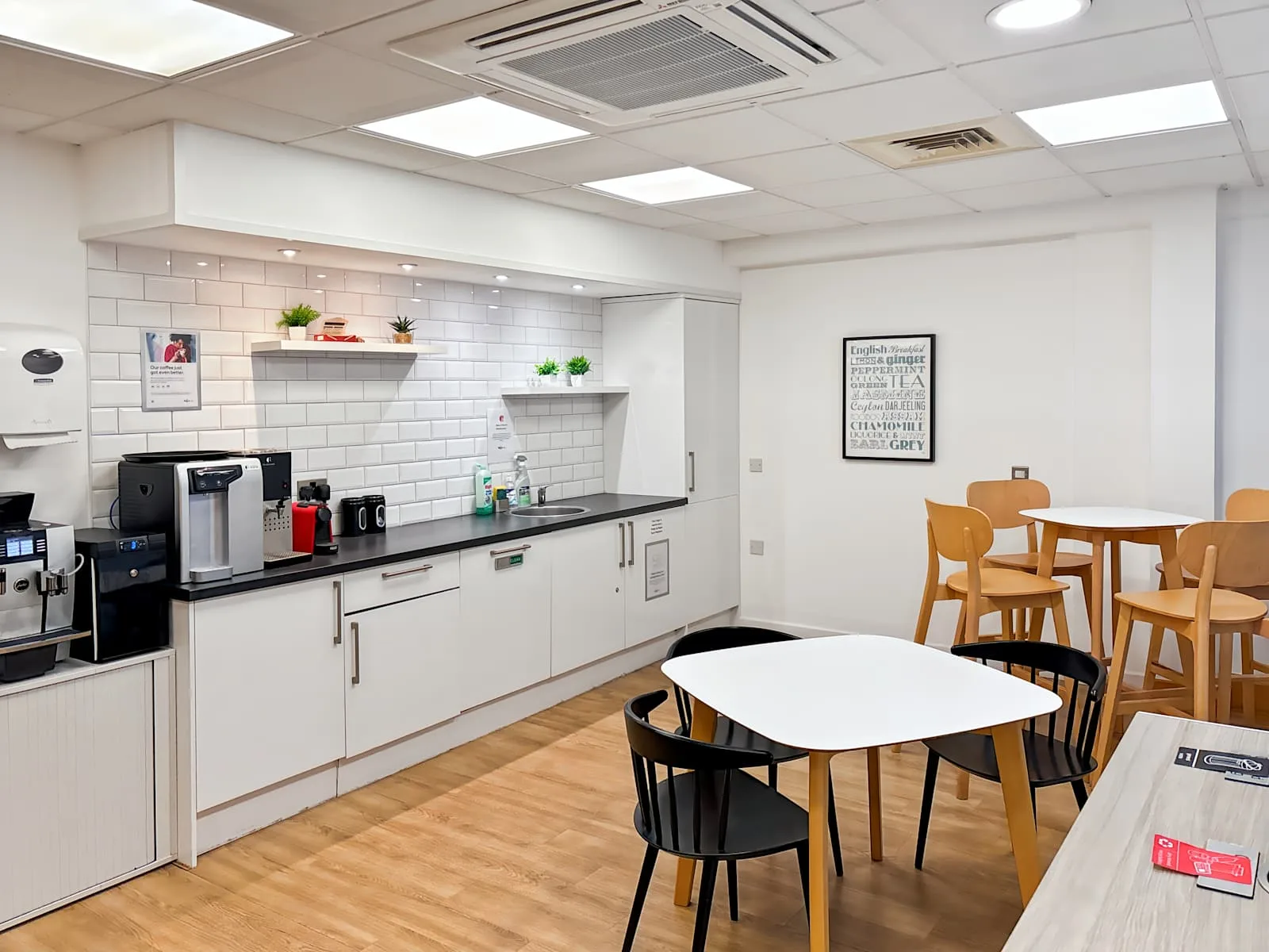 Regus CAMBRIDGE, Vision Park, Kitchen, Cambridge