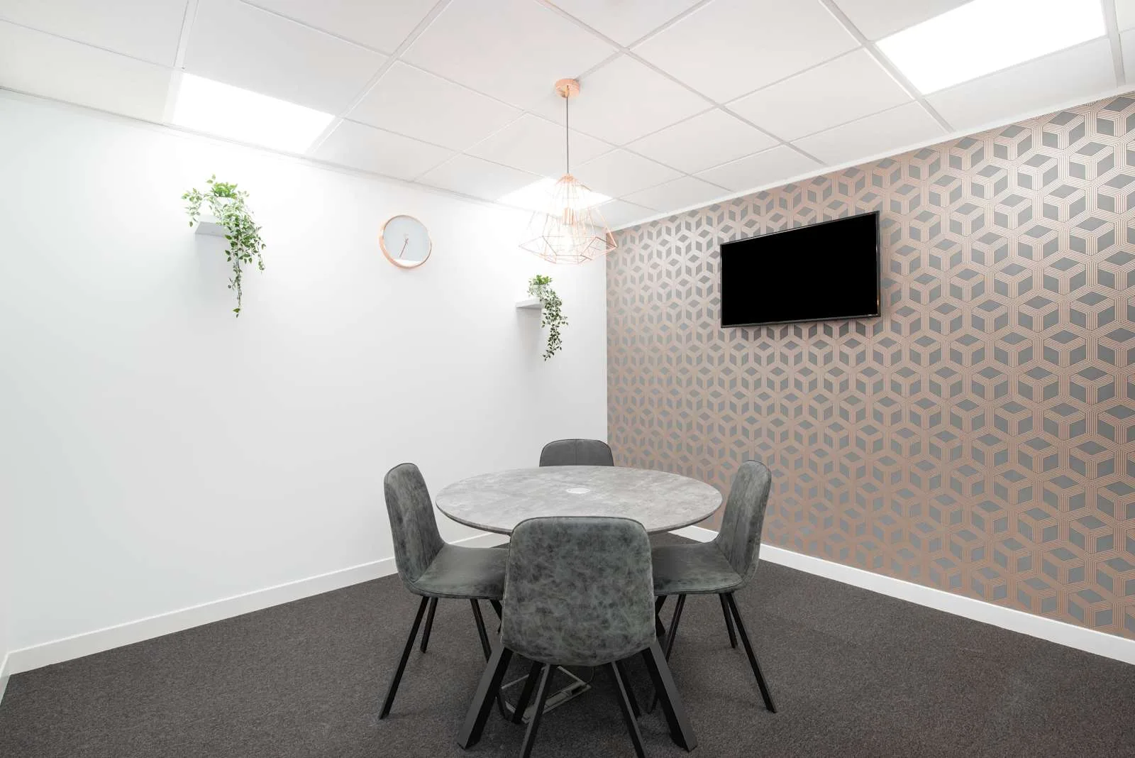 Regus CARDIFF, Brunel House, Meeting room for 4 people, Cardiff