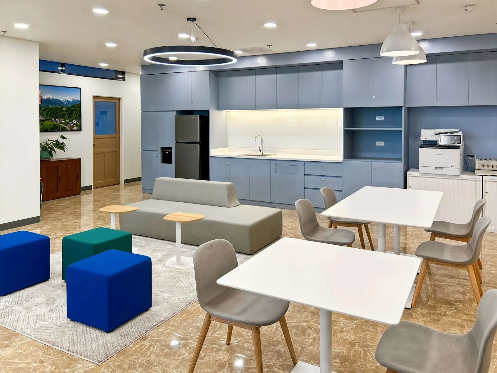 Regus Carmona, First Global Technopark, Kitchen, Carmona