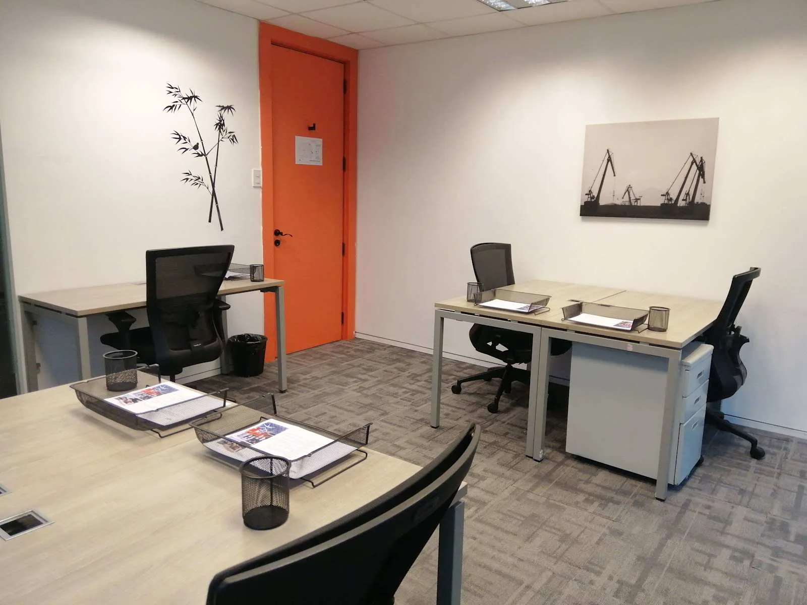 Regus CEBU, Apple One Equicom Tower, Private office, 4 desks, Cebu City