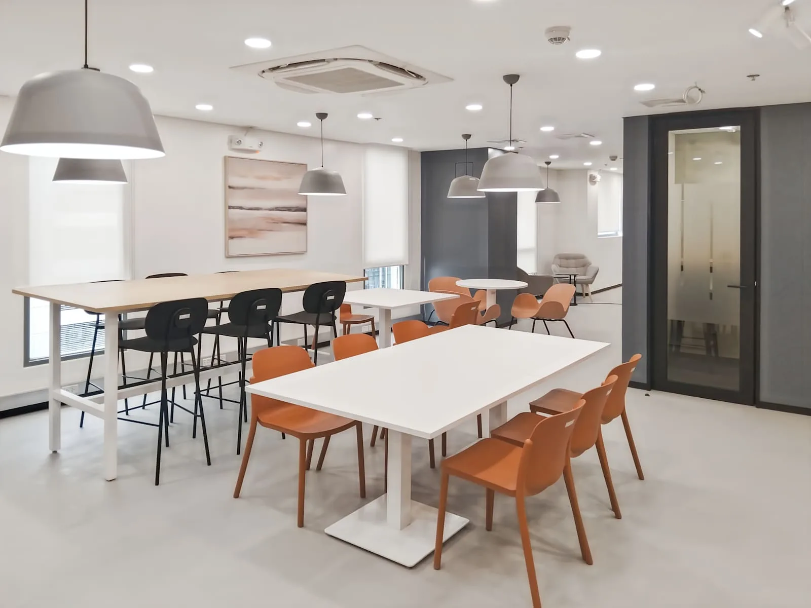 Regus Cebu City, i2 Building, Cafeteria, Cebu City
