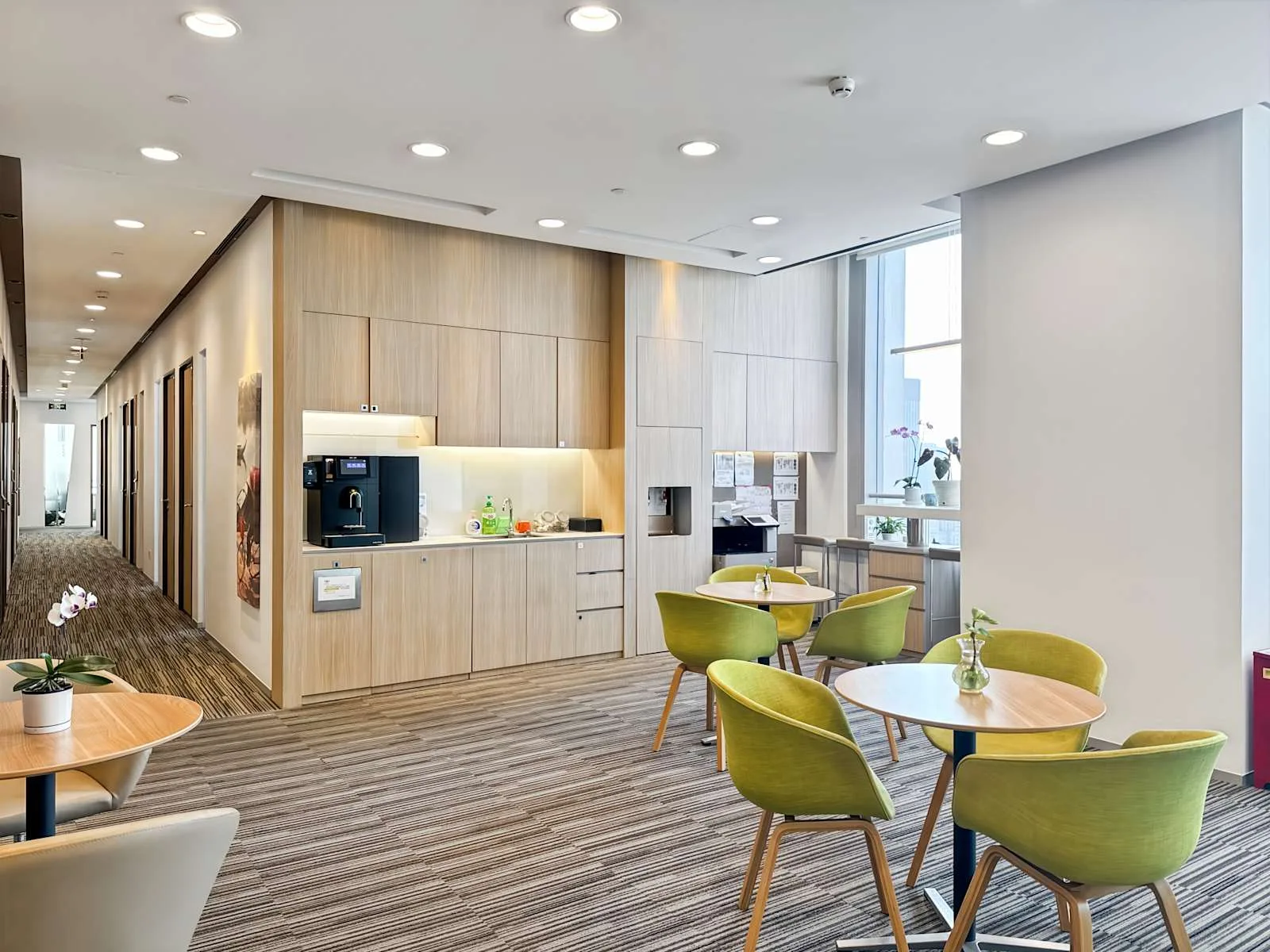 Regus CHENGDU, IFS, Kitchen, Chengdu