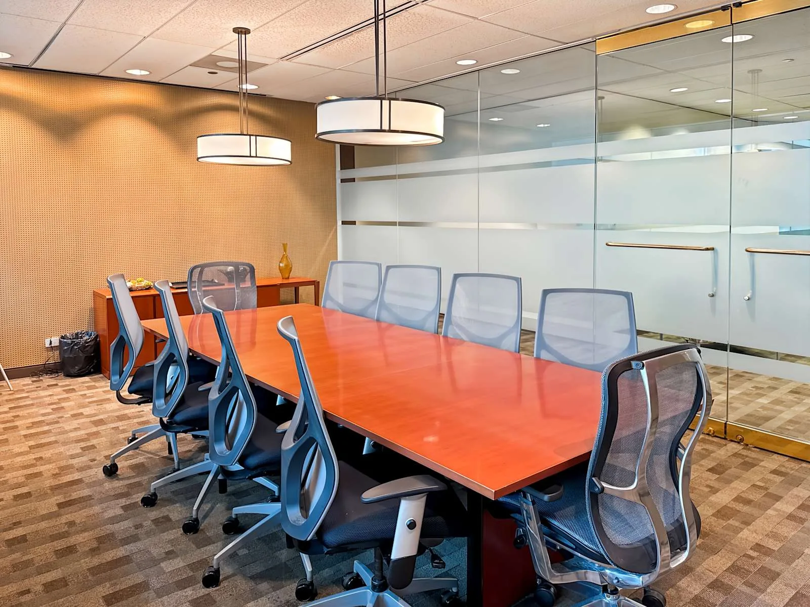 Regus IL, Chicago - North LaSalle, Meeting room for 10 people, Chicago, IL