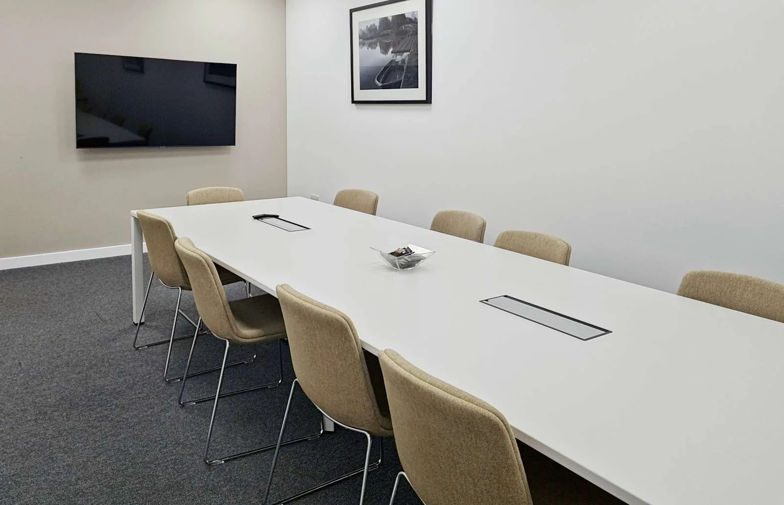 Regus Chippenham, Methuen Park, Meeting room for 10 people, Chippenham