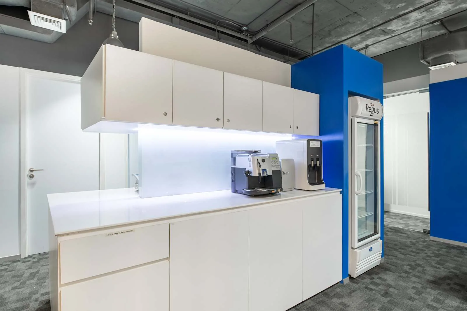Regus CHONBURI, Harbor Mall, Kitchen, Sri Racha