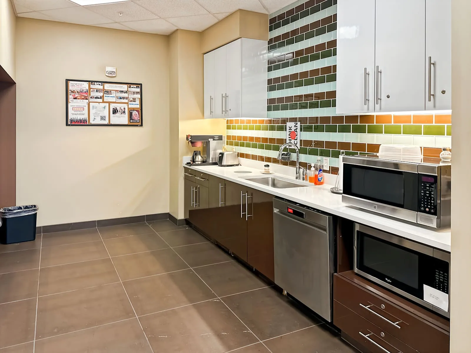 Regus CO, Colorado Springs – Briargate, Kitchen, Colorado Springs, CO