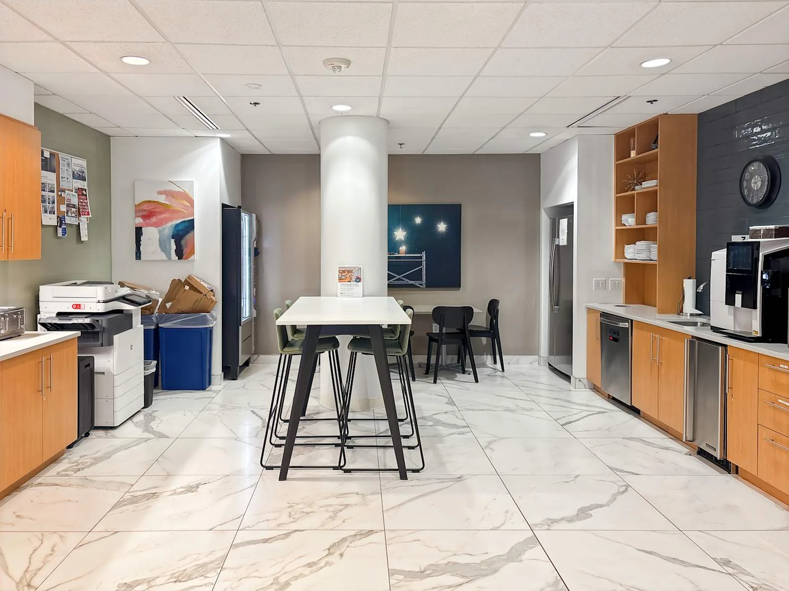 Regus CO, Denver - Cherry Creek, Kitchen, Denver, CO