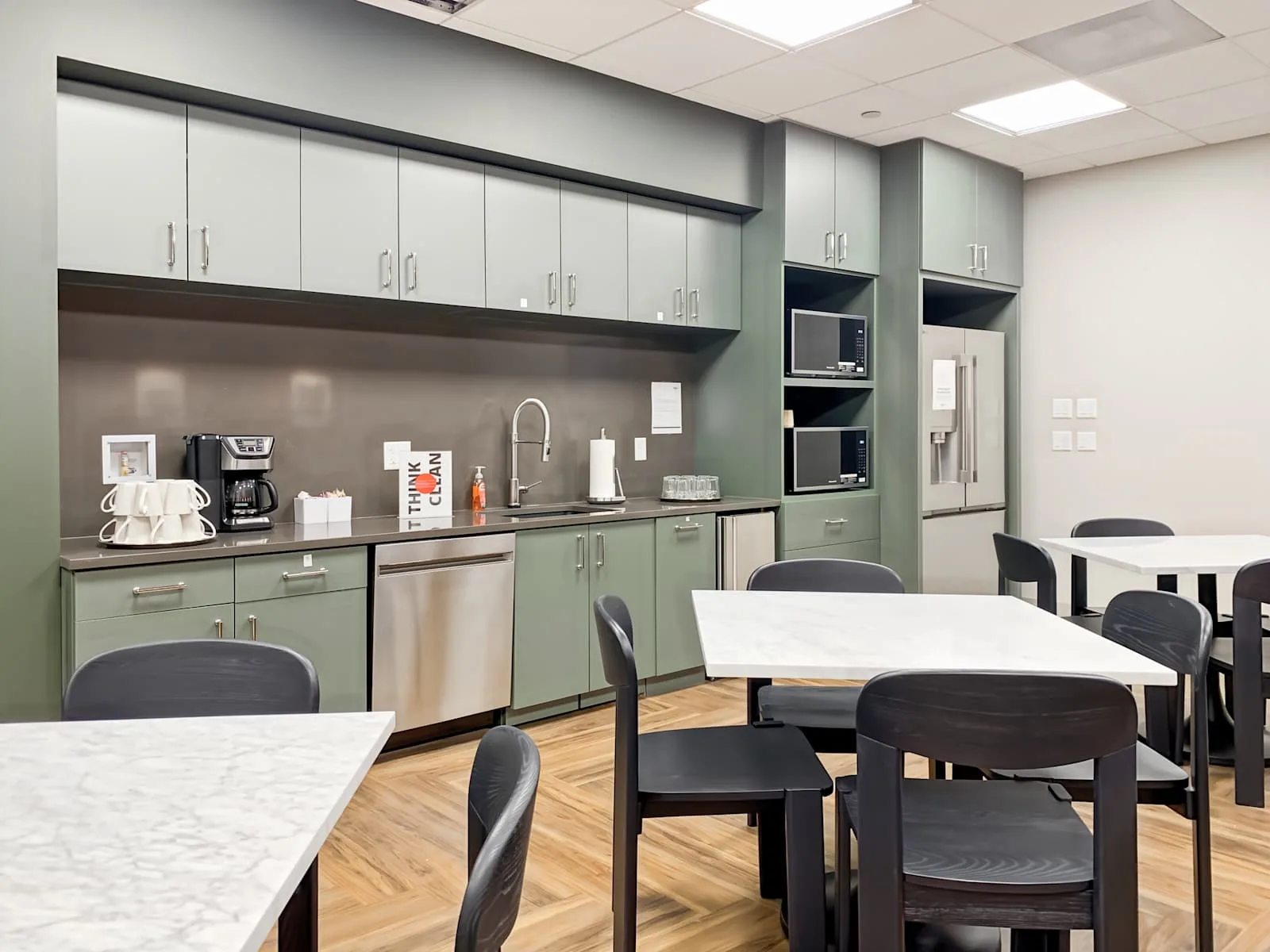 Regus CO, Greenwood Village - Crescent Pkwy, Kitchen, Greenwood Village, CO