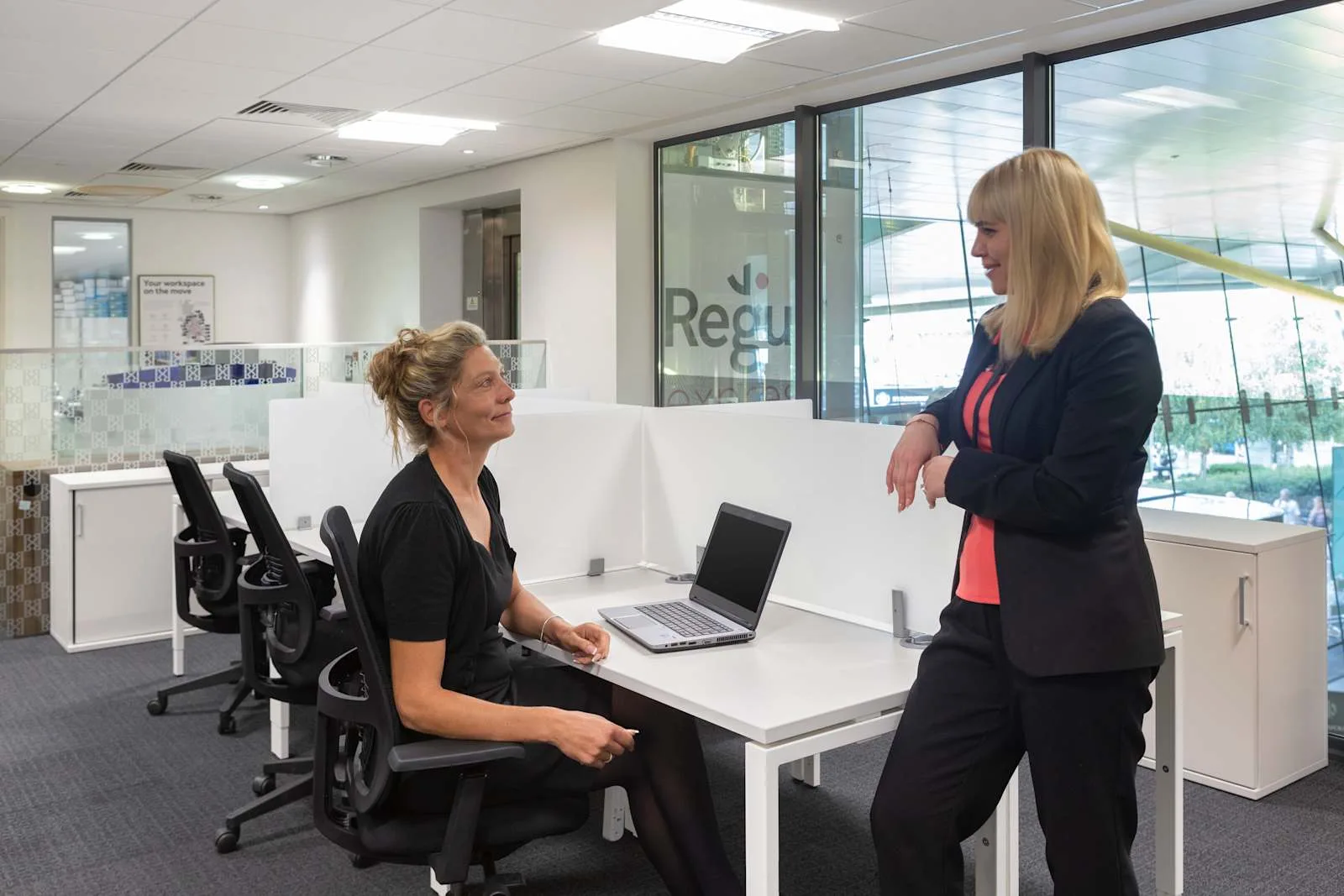 Regus COBHAM, Cobham Services, Regus Express, Open-plan office, Cobham