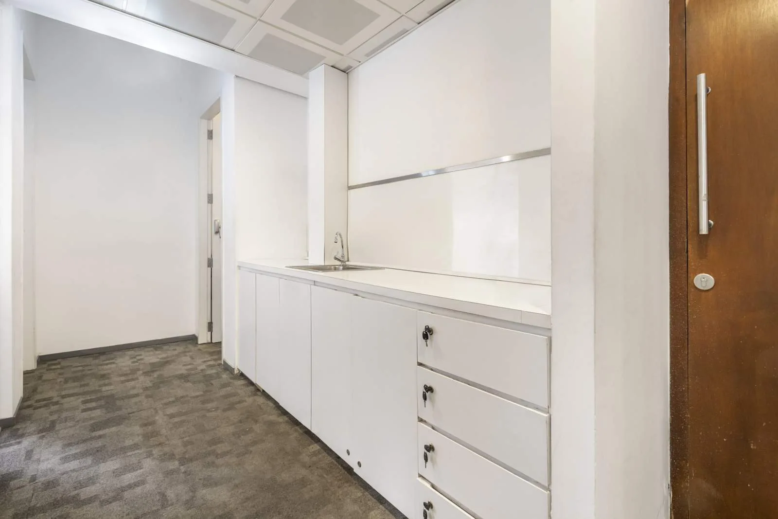 Regus COLOMBO, Parkland- Park Street, Kitchen, Colombo