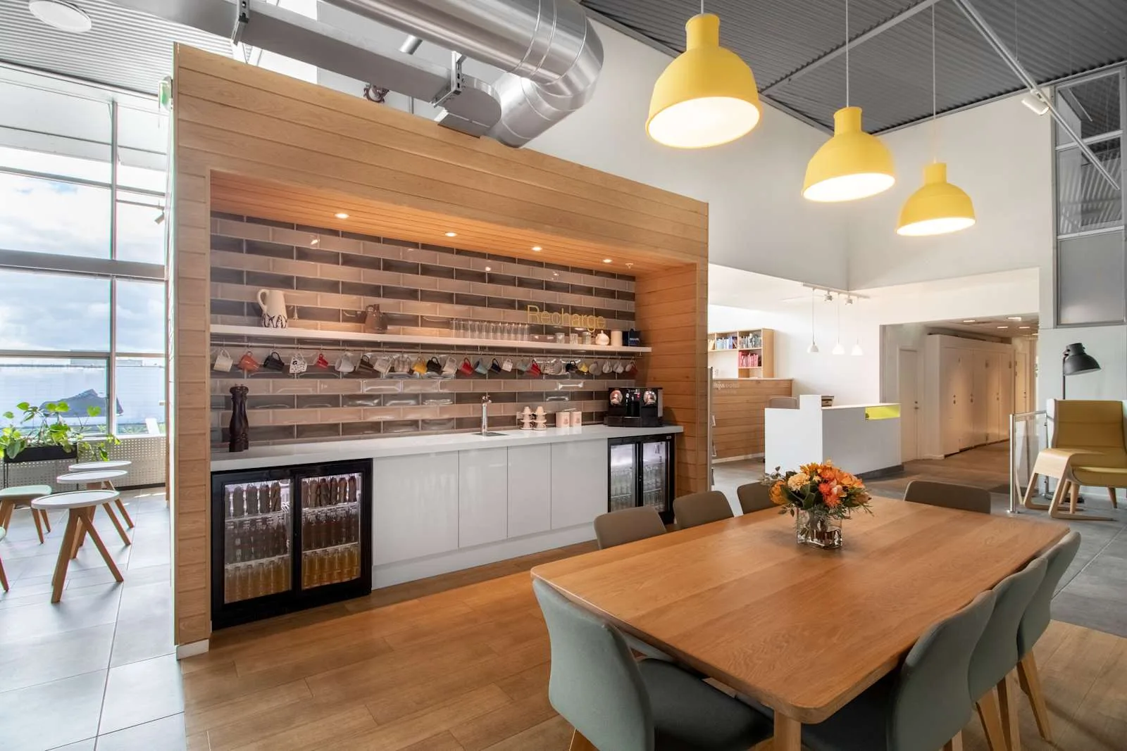 Regus COPENHAGEN AIRPORT TERMINAL 3, Regus Express, Cafeteria, Copenhagen