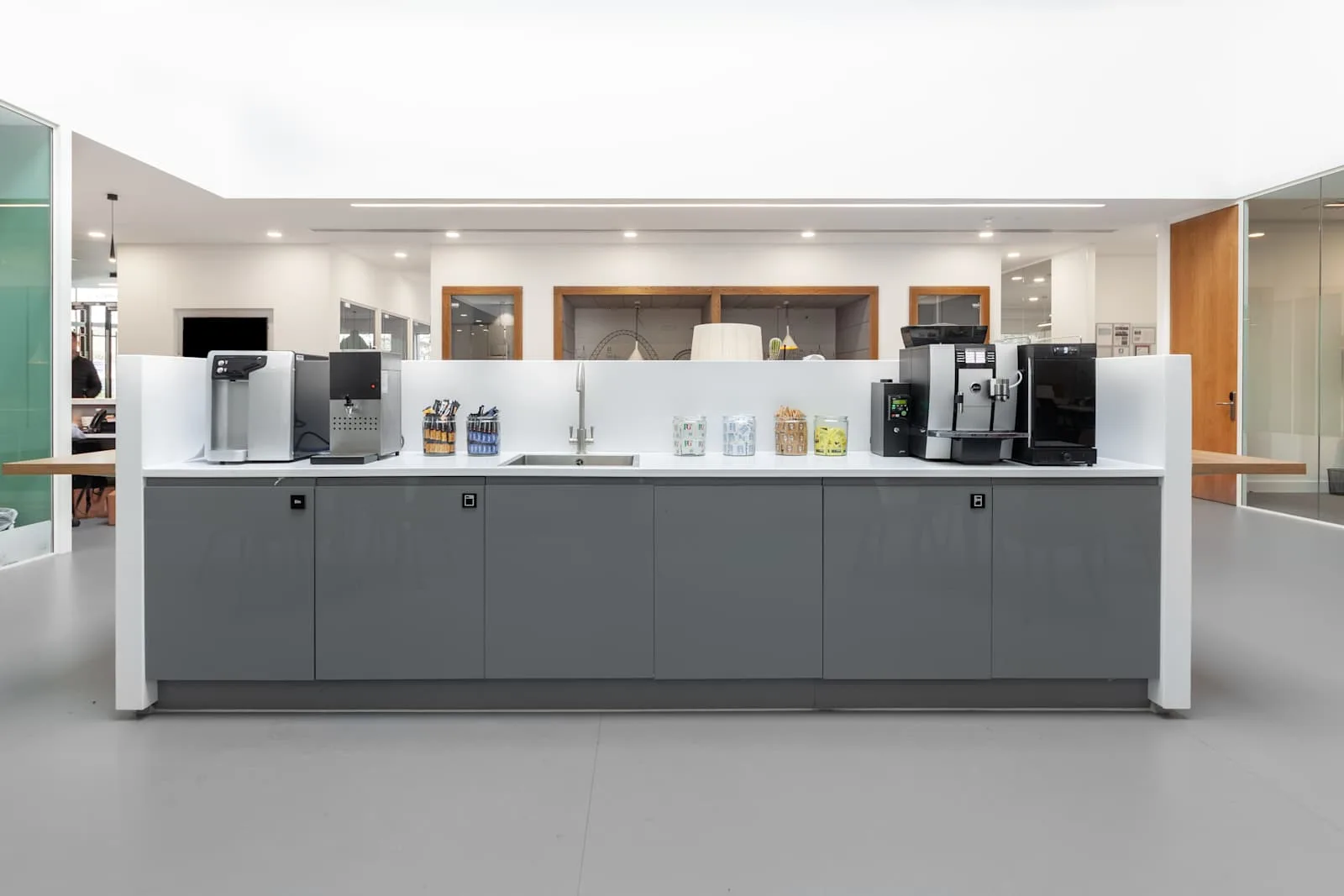 Regus CRAWLEY, Gatwick Airport Manor Royal, Kitchen, Crawley