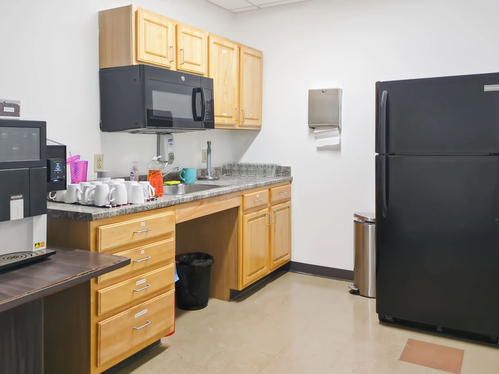 Regus CT, New Britain - Liberty Square, Kitchen, New Britain, CT