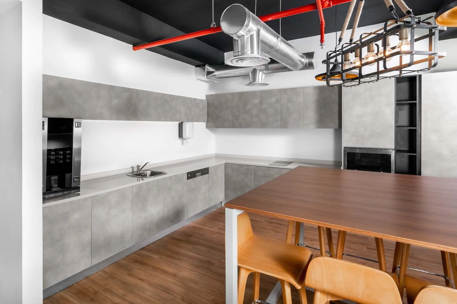 Regus DAMMAM, Novotel Business park، مطبخ، الدمام