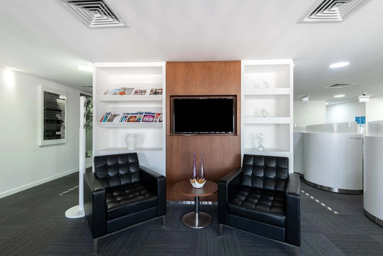 Regus DBAYEH, Le Mall, Lounge, Beirut